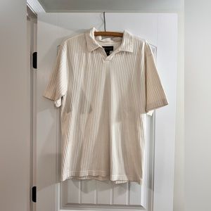 Industrial Exchange Short Sleeve Shirt             Men’s Size - Medium